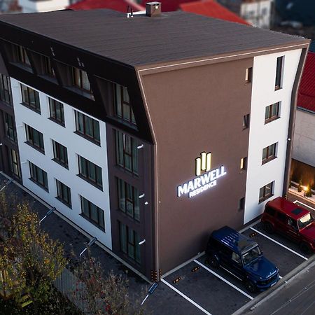Deluxe Aparthotel Marwell Residence Suceava Extérieur photo