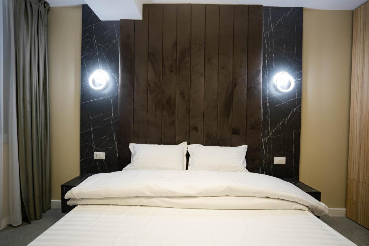 Deluxe Aparthotel Marwell Residence Suceava Extérieur photo