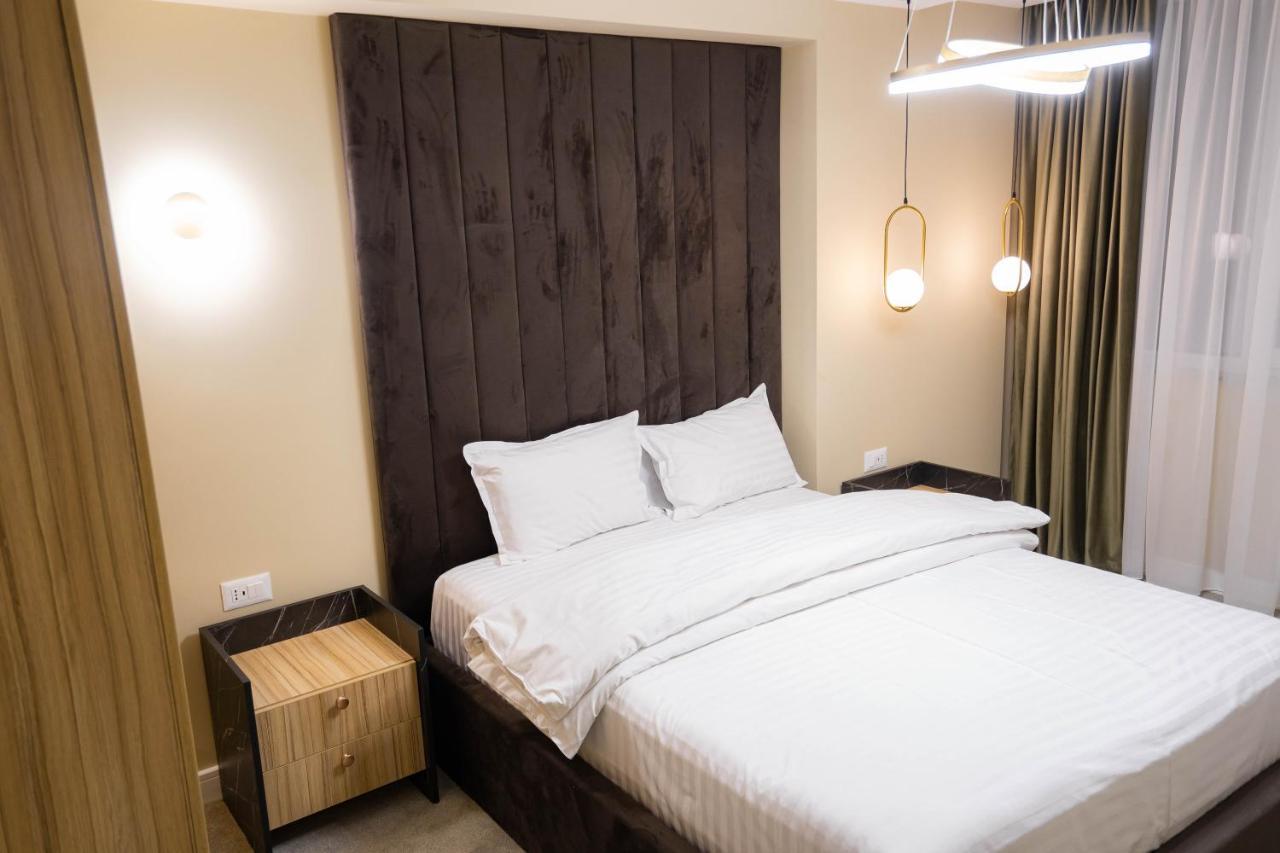 Deluxe Aparthotel Marwell Residence Suceava Extérieur photo