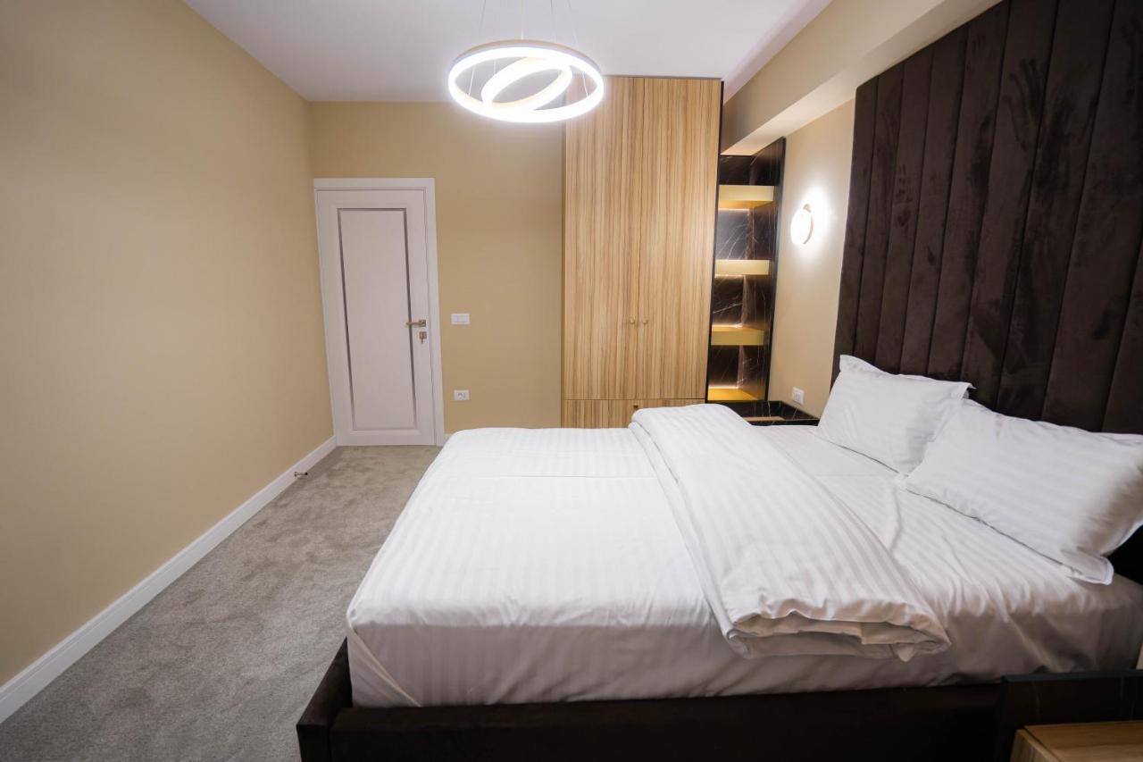 Deluxe Aparthotel Marwell Residence Suceava Extérieur photo