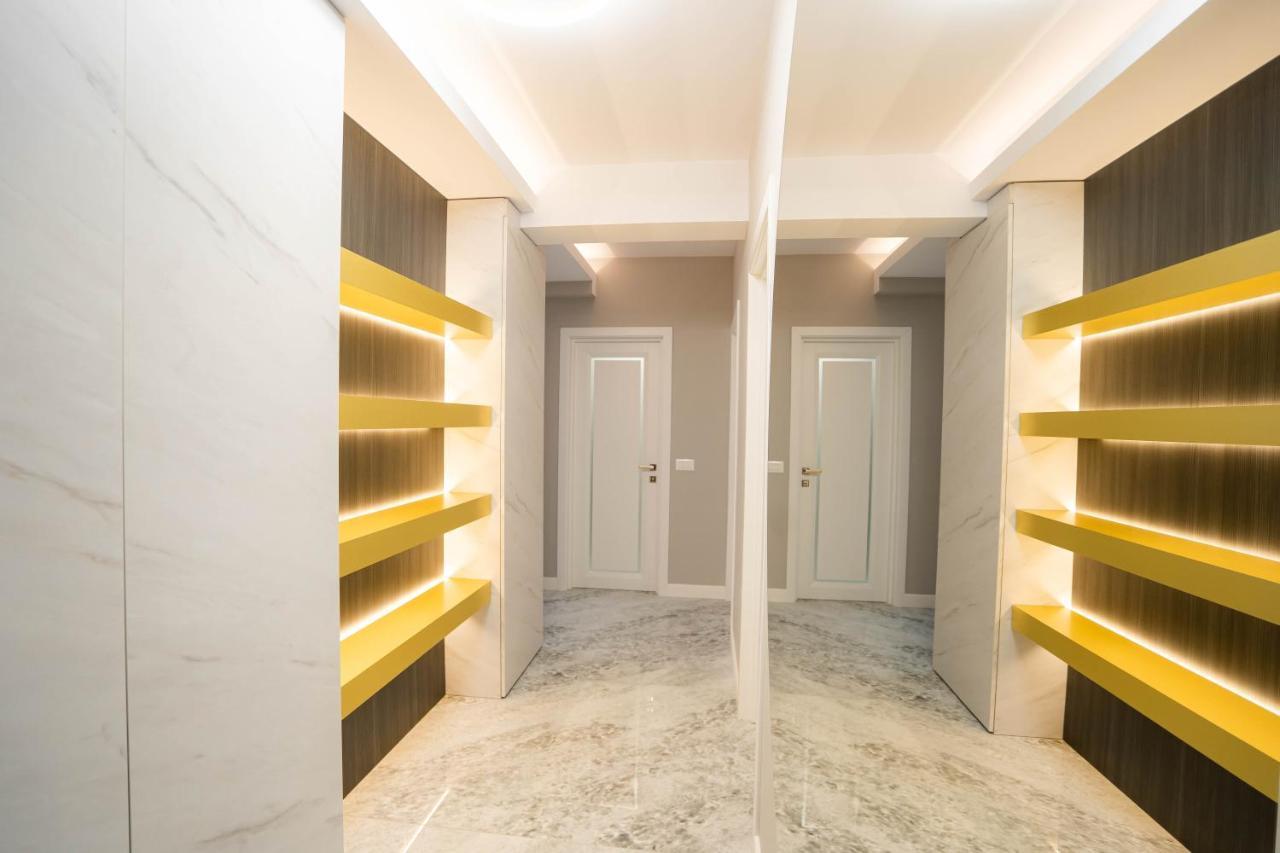 Deluxe Aparthotel Marwell Residence Suceava Extérieur photo