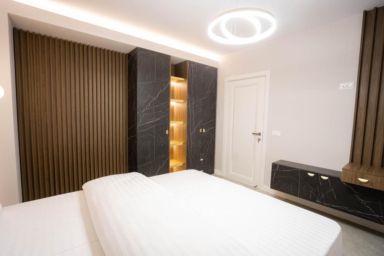 Deluxe Aparthotel Marwell Residence Suceava Extérieur photo